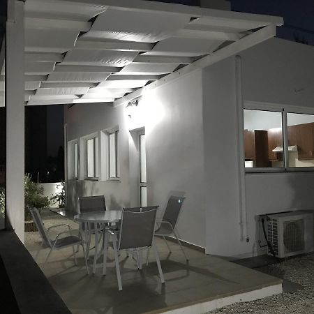 Alcyone Beach House Ворокліні Екстер'єр фото