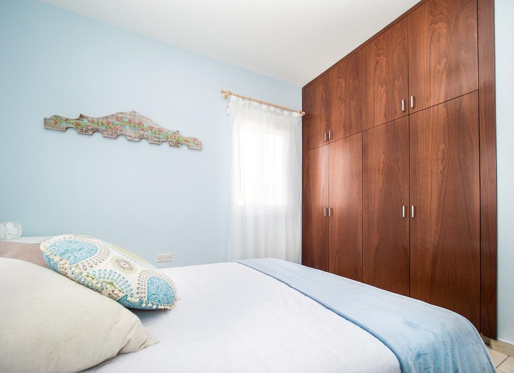 Alcyone Beach House Ворокліні Екстер'єр фото