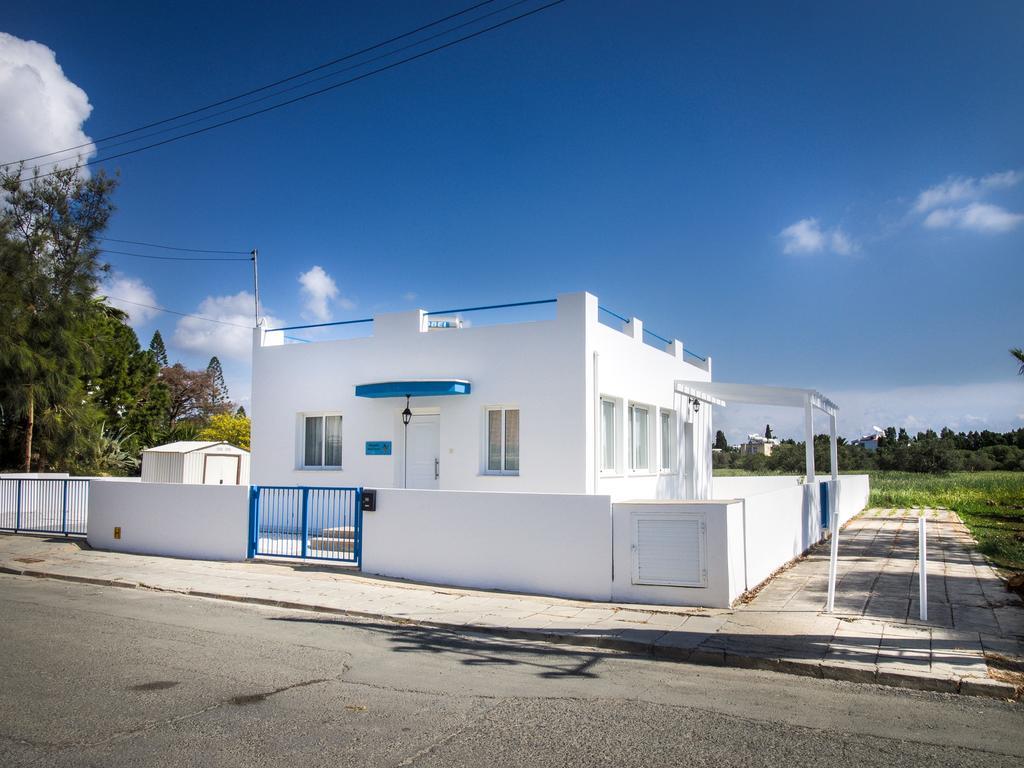 Alcyone Beach House Ворокліні Екстер'єр фото
